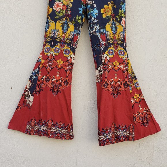 FARM Rio Floral Flare Pants - Picture 5 of 8
